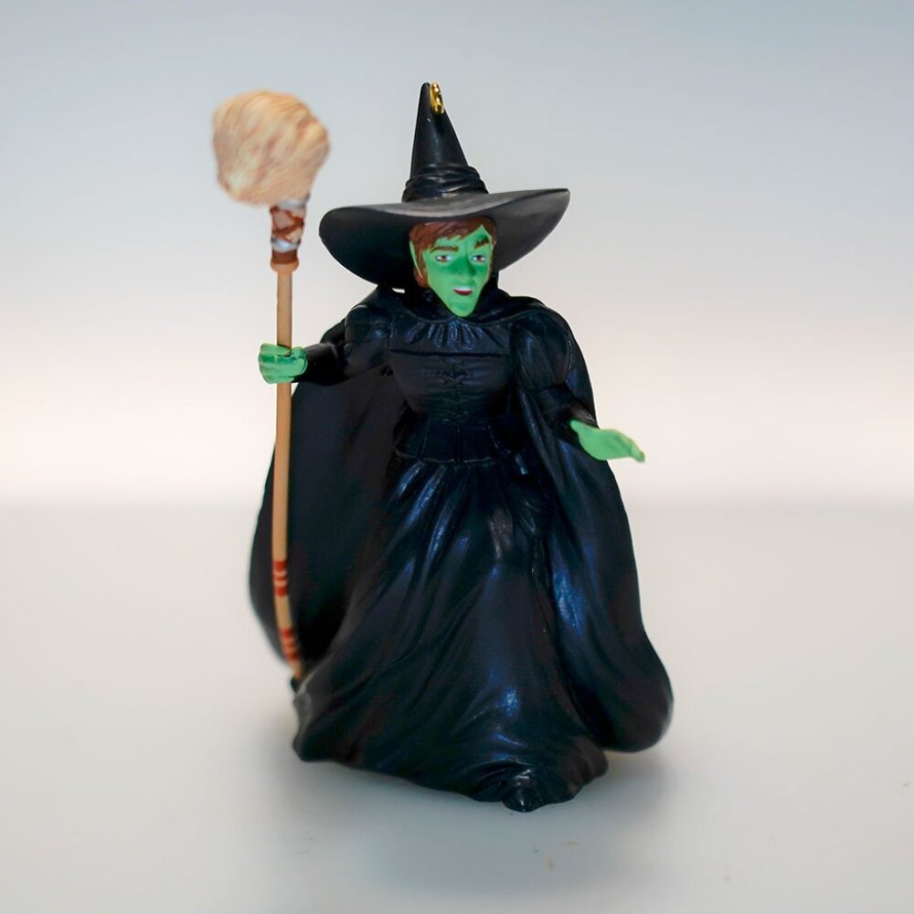 NIB 1996 Hallmark Keepsake Ornament “Witch of the West”